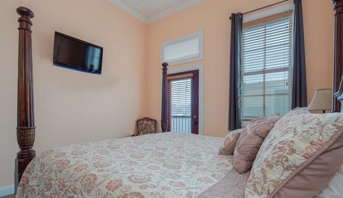 Standard Double Room, Private Bathroom (Room Four)