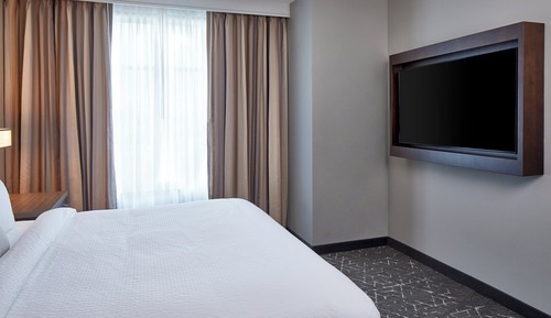 Two Bedroom, Two Bathroom Suite