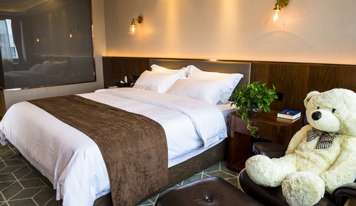 Deluxe Double Room, 1 Queen Bed, Non Smoking, Hill View