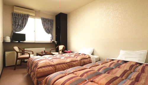 Twin Room (with Private Bath) Non smoking