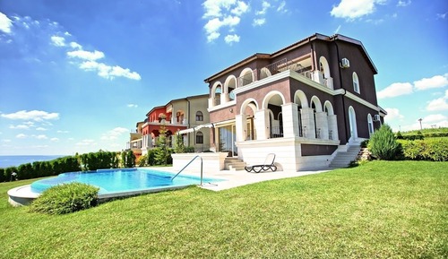 Luxury Villa, 4 Bedrooms, Sea View, Slope side