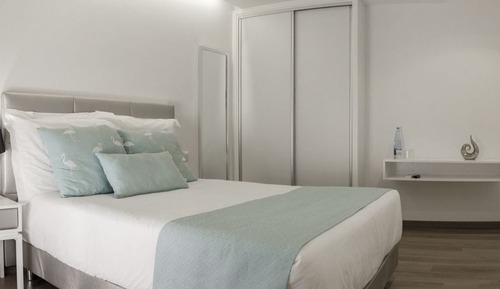 Apartment, Kitchenette
