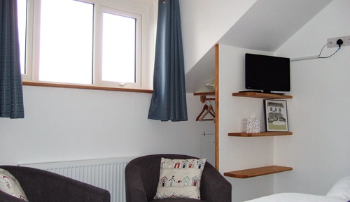 Twin Room (Twin Room En-Suite)
