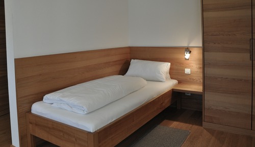 Single Room, Garden View