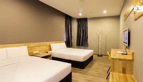 Standard Quadruple Room