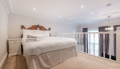 Superior Studio Apartment