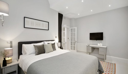 Standard Apartment, 3 Bedrooms (Lower Ground Floor)