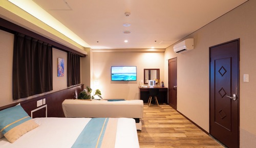 Economy Double, Smoking: More than 2 Stays Eco Plan Without Daily Cleaning
