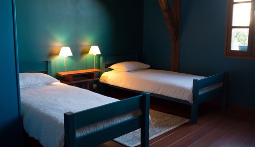 Double Room (Bleu)