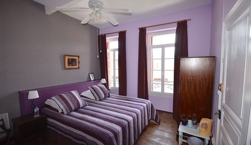 Luxury Triple Room, Private Bathroom, Mountain View (Chambre Lila)