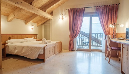 Triple Room with Balcony