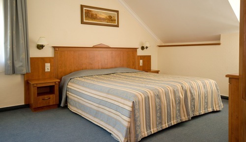 Suite (Main Building)