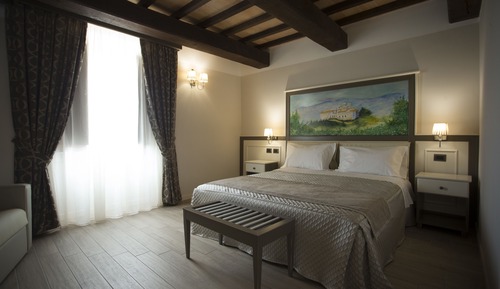 Classic Double Room