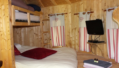 Cabin, Terrace (Pervenche)