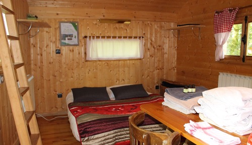 Cabin, Terrace (Prêle)