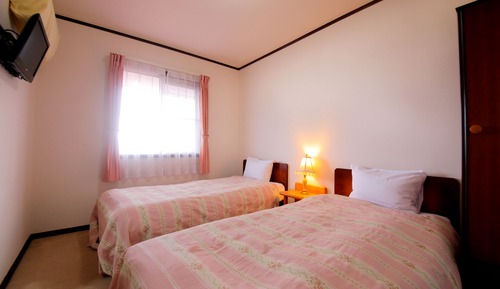 Traditional Twin Room, Non Smoking, Annex Building (2 Beds and 1 Futon, Japanese-style)
