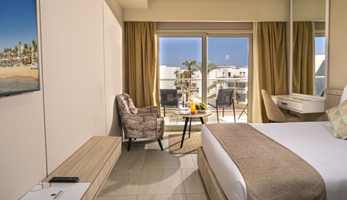 Standard Double or Twin Room, Pool View