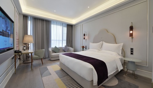 Superior Room, 1 King Bed