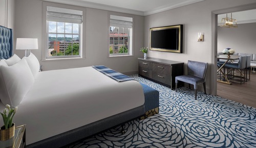 Room, 1 King Bed, Non Smoking (Hearing Accessible)