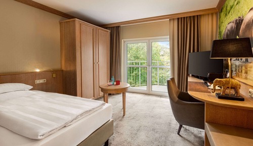 Comfort Room, Accessible