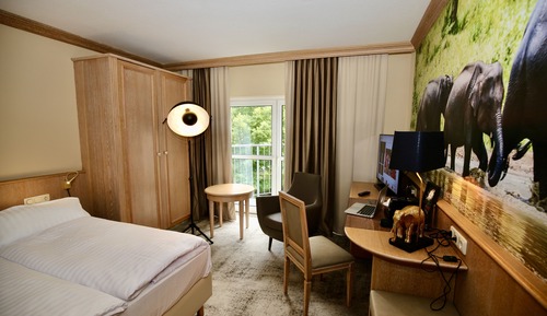 Room (Lounge)