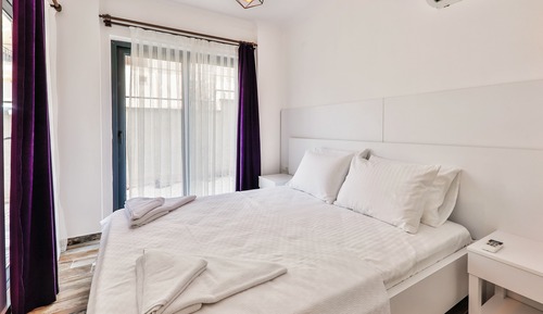 Superior Apartment, Partial Sea View