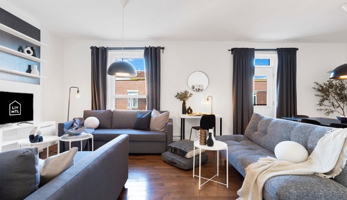 Premium Apartment, 4 Bedrooms, Pets Allowed, City View (The CH3 - Suite 2)