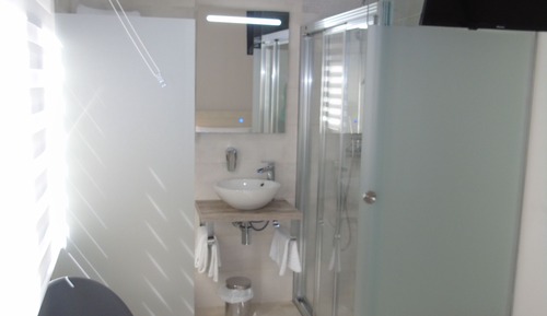 Double Room (Extra)
