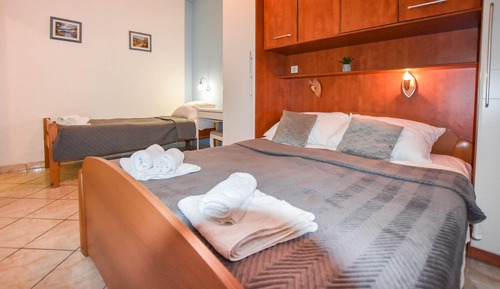 Apartment (A2)