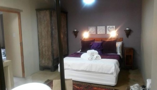 Family Room, 2 Bedrooms