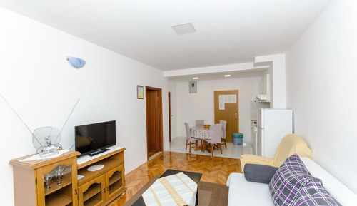 Apartment (A5)