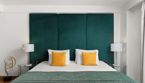 Executive Suite, Acropolis View