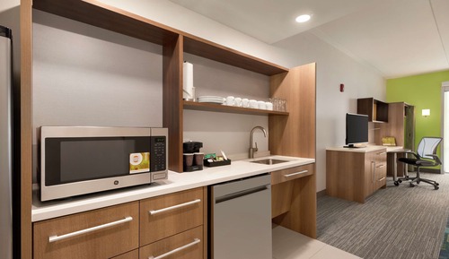 Studio, 1 King Bed, Accessible, Bathtub