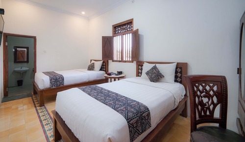 Superior Twin Room