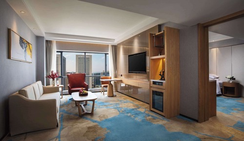 Suite, 1 King Bed, Non Smoking (Ramada)