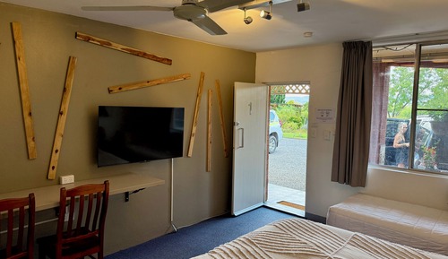 Queen Room