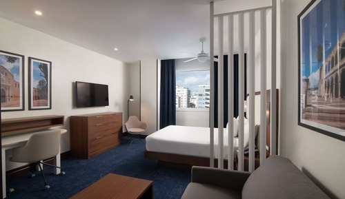 Studio, 1 Queen Bed, City View