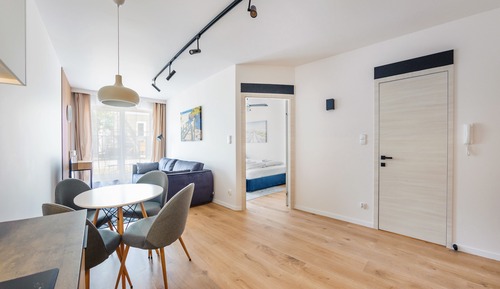 Apartment (5 /4)