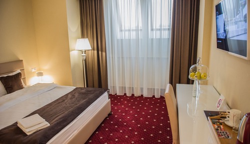 Standard King Room