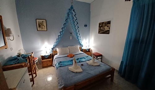 Economy Studio, 1 Double Bed, Kitchenette, Ground Floor (4)