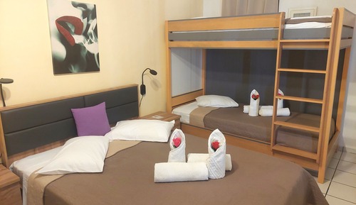 Standard Studio, 1 Bedroom, Kitchenette, Garden View (9)