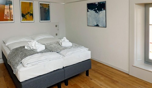Executive Studio
