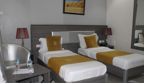 Standard Twin Room