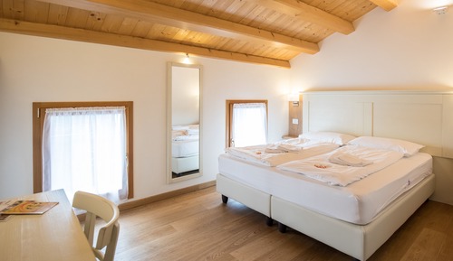 Standard Double or Twin Room, Hill View