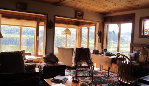 Basic Double or Twin Room, Shared Bathroom, Mountain View