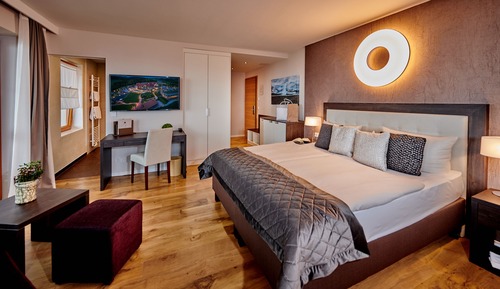 Deluxe Double Room, Lake View