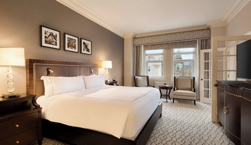Fairmont Gold, Suite, 1 King Bed