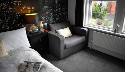Double Room, Ensuite (Elm)