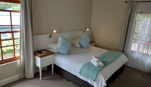 Triple Room (With Shower)