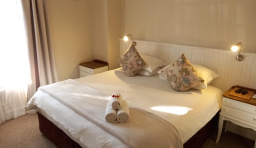 Double Room (With Bath)
